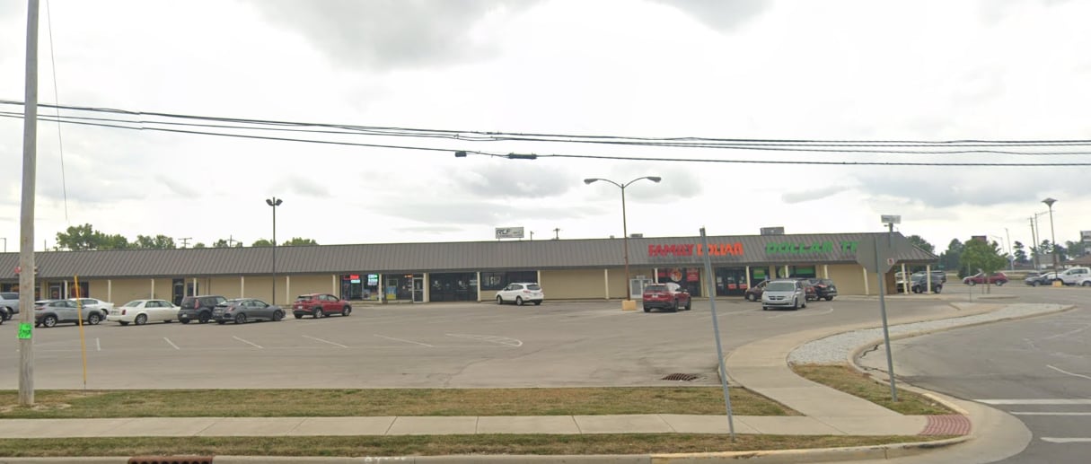 918 E Washington St, Winchester, IN for lease Building Photo- Image 1 of 1