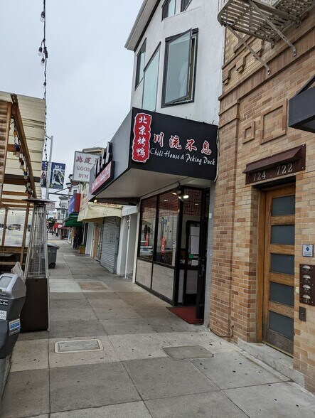726-728 Clement St, San Francisco, CA à louer - Photo du bâtiment - Image 2 de 7