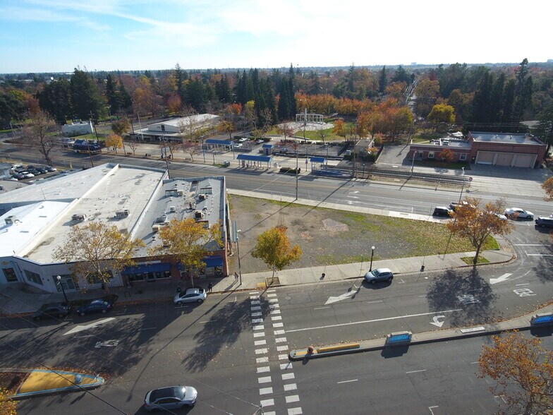 1500-1518 Del Paso Blvd, Sacramento, CA à vendre - Aérien - Image 2 de 8