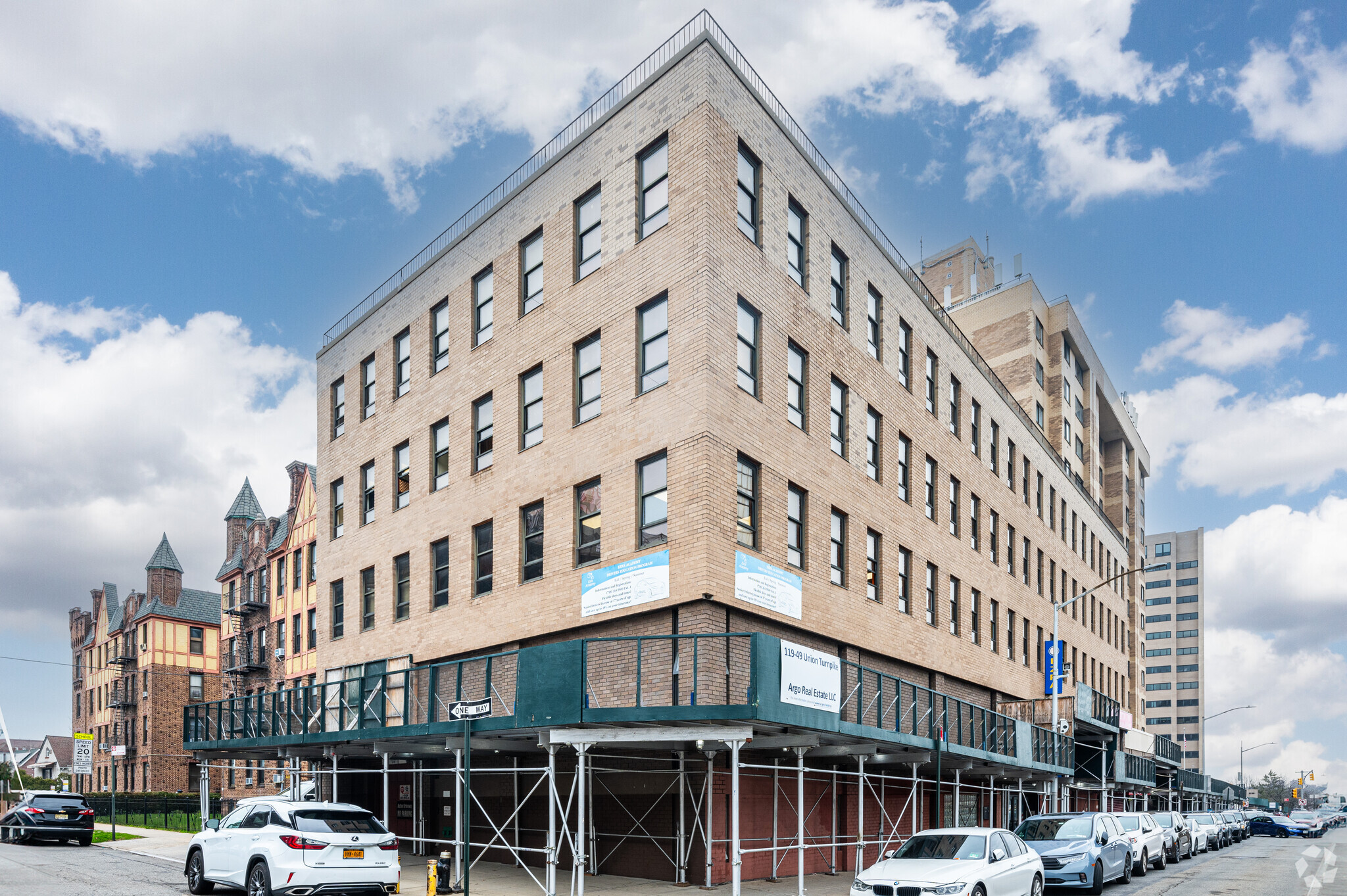 119-45 Union Tpke, Forest Hills, NY for sale Primary Photo- Image 1 of 1