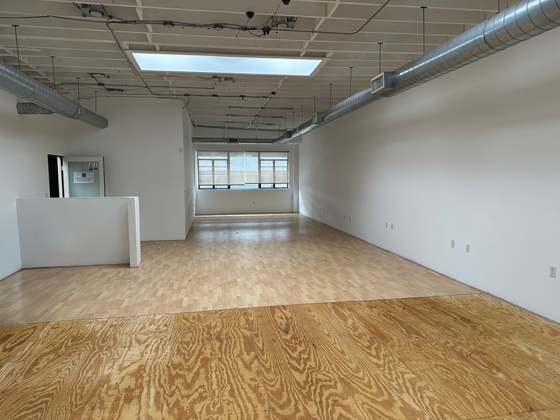 1606-1608 1/2 N Argyle Ave, Los Angeles, CA for lease - Building Photo - Image 1 of 6