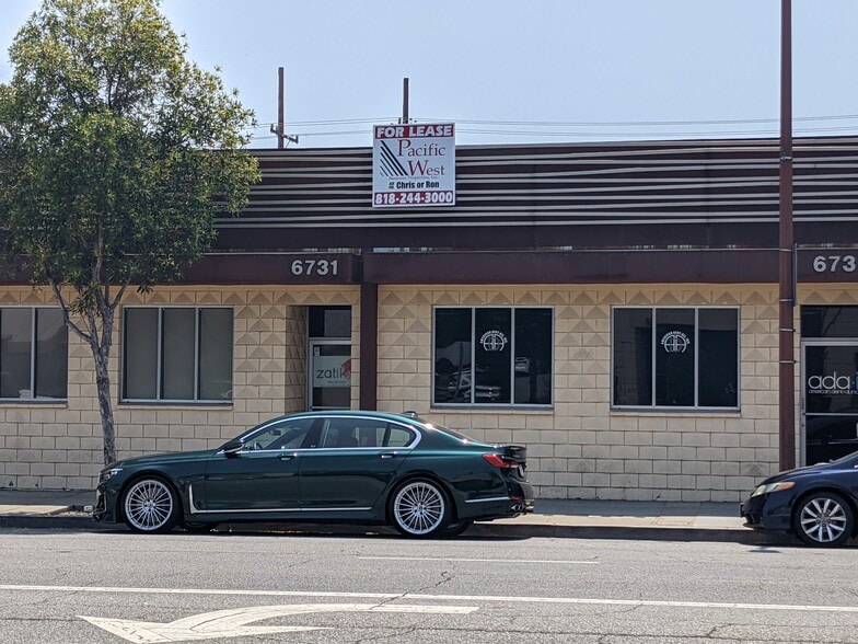 6725-6739 San Fernando Rd, Glendale, CA à louer - Photo du bâtiment - Image 1 de 11