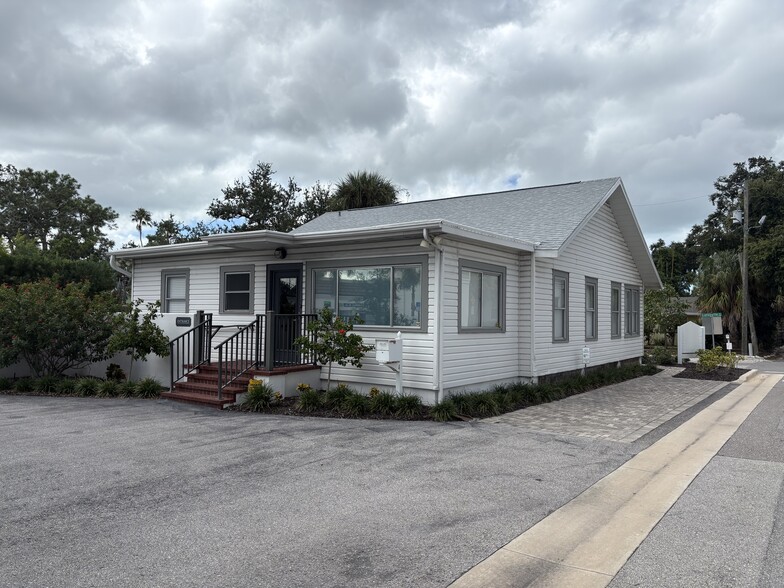 535 Lafayette Ct, Sarasota, FL for lease - Building Photo - Image 1 of 18