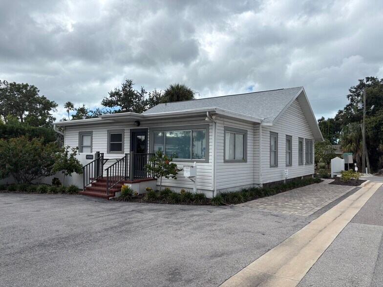 535 Lafayette Ct, Sarasota, FL à louer - Photo du bâtiment - Image 1 de 18
