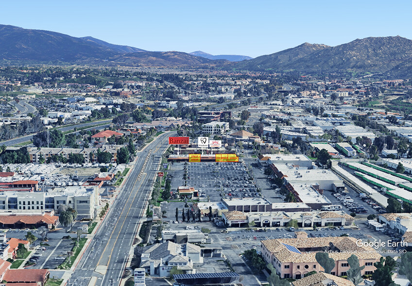 27415-27535 Jefferson Ave, Temecula, CA for lease - Aerial - Image 2 of 14