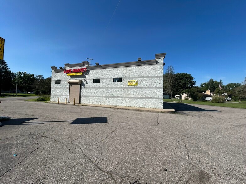 1372 Lake Rd, Clio, MI à vendre - Photo du bâtiment - Image 2 de 11