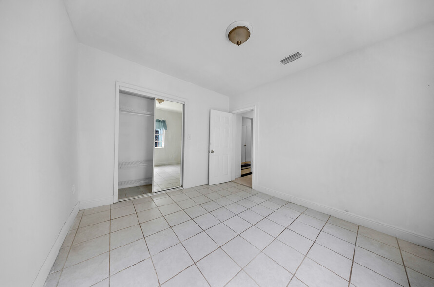 3128 NW 3rd, Miami, FL for sale - Building Photo - Image 3 of 39