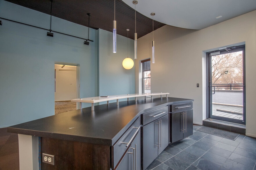 3008-3030 S Grand Ave, Saint Louis, MO for lease - Building Photo - Image 3 of 11