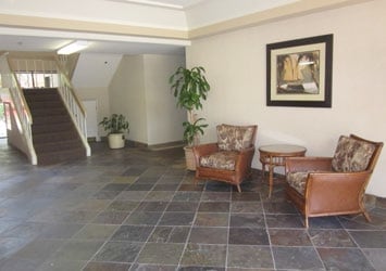 1100 Quail St, Newport Beach, CA for sale - Interior Photo - Image 2 of 32
