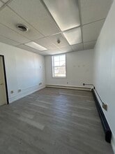 1200 E High St, Pottstown, PA for lease Interior Photo- Image 2 of 2