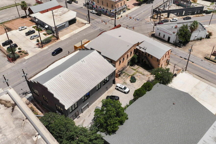 1425 S Flores St, San Antonio, TX for lease - Building Photo - Image 3 of 26