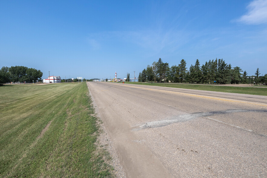 4202 38A St, Stettler County No 6, AB à vendre - Photo du b timent - Image 3 de 7