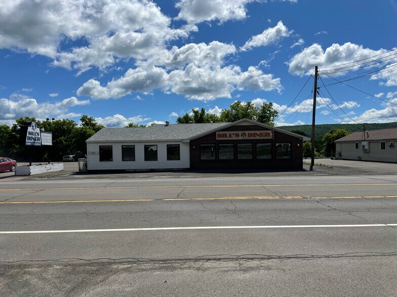 6082 State Highway 12, Norwich, NY à louer - Photo du bâtiment - Image 2 de 5
