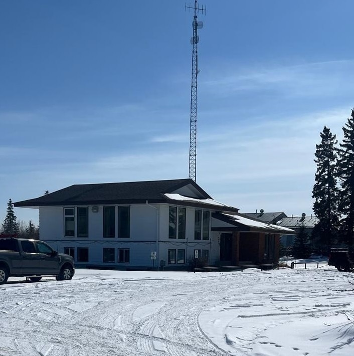 4612 44 St, Redwater, AB for sale Primary Photo- Image 1 of 7