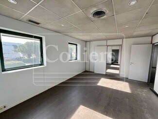 Plus de détails pour 14 Avenue Jean Jaures, Les Pennes-Mirabeau - Flex à vendre