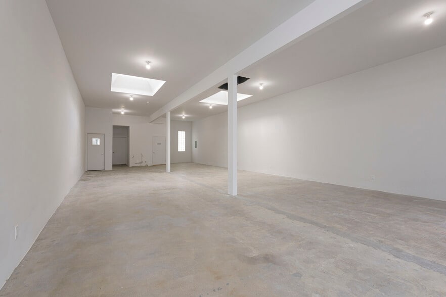 1157 S Robertson Blvd, Los Angeles, CA for lease - Building Photo - Image 2 of 13