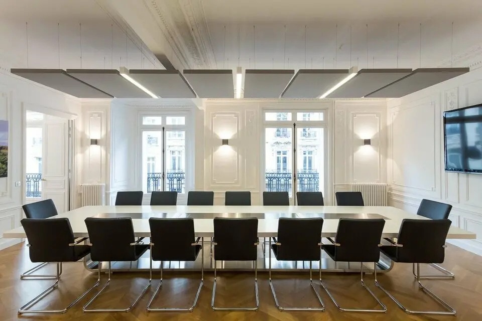 Office in Lyon for lease Interior Photo- Image 1 of 2