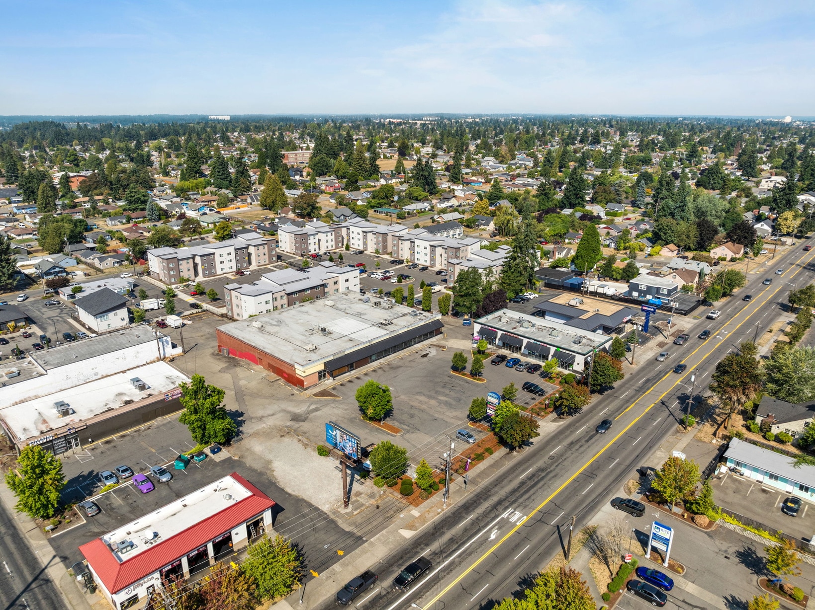 7042-7048 Pacific Ave, Tacoma, WA for lease Building Photo- Image 1 of 2