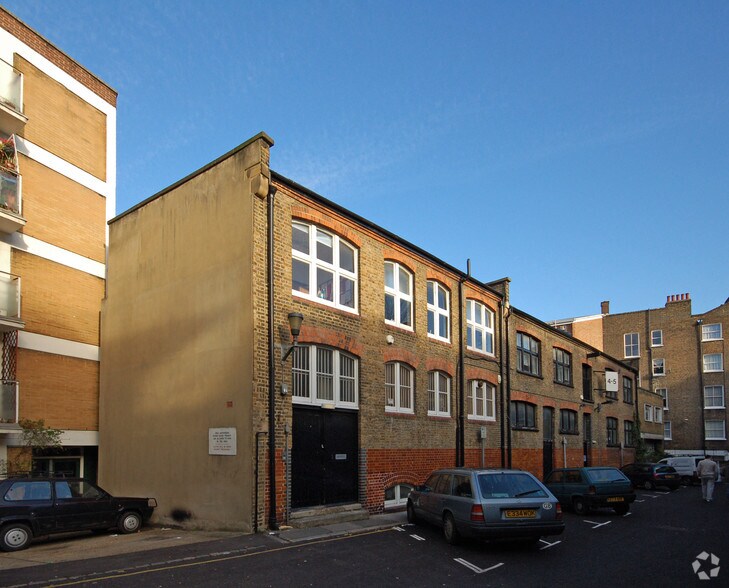 3 Long Yard, Londres à louer - Photo du bâtiment - Image 3 de 3