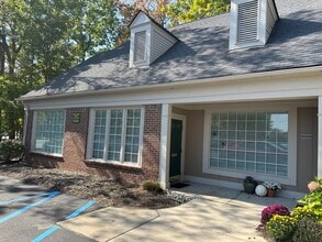 31886 Northwestern Hwy, Farmington, MI à louer Photo intérieure- Image 2 de 9