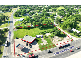 Plus de détails pour 701 W Washington Ave, Navasota, TX - Commerce de détail à vendre