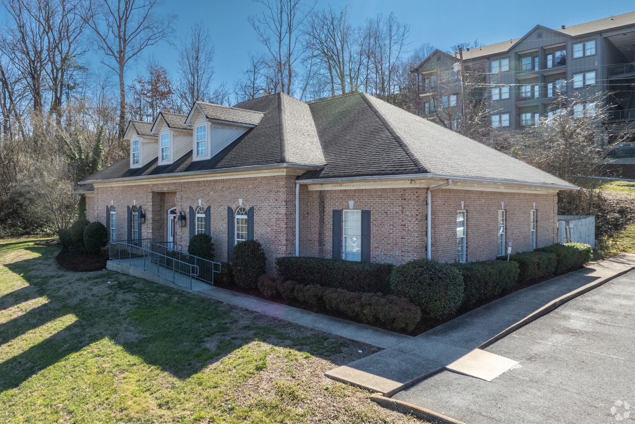 1200 Pineville Rd, Chattanooga, TN for lease Primary Photo- Image 1 of 18