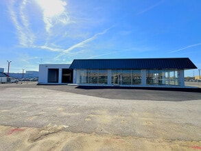 6717 Essington Ave, Philadelphia, PA for lease Interior Photo- Image 1 of 15