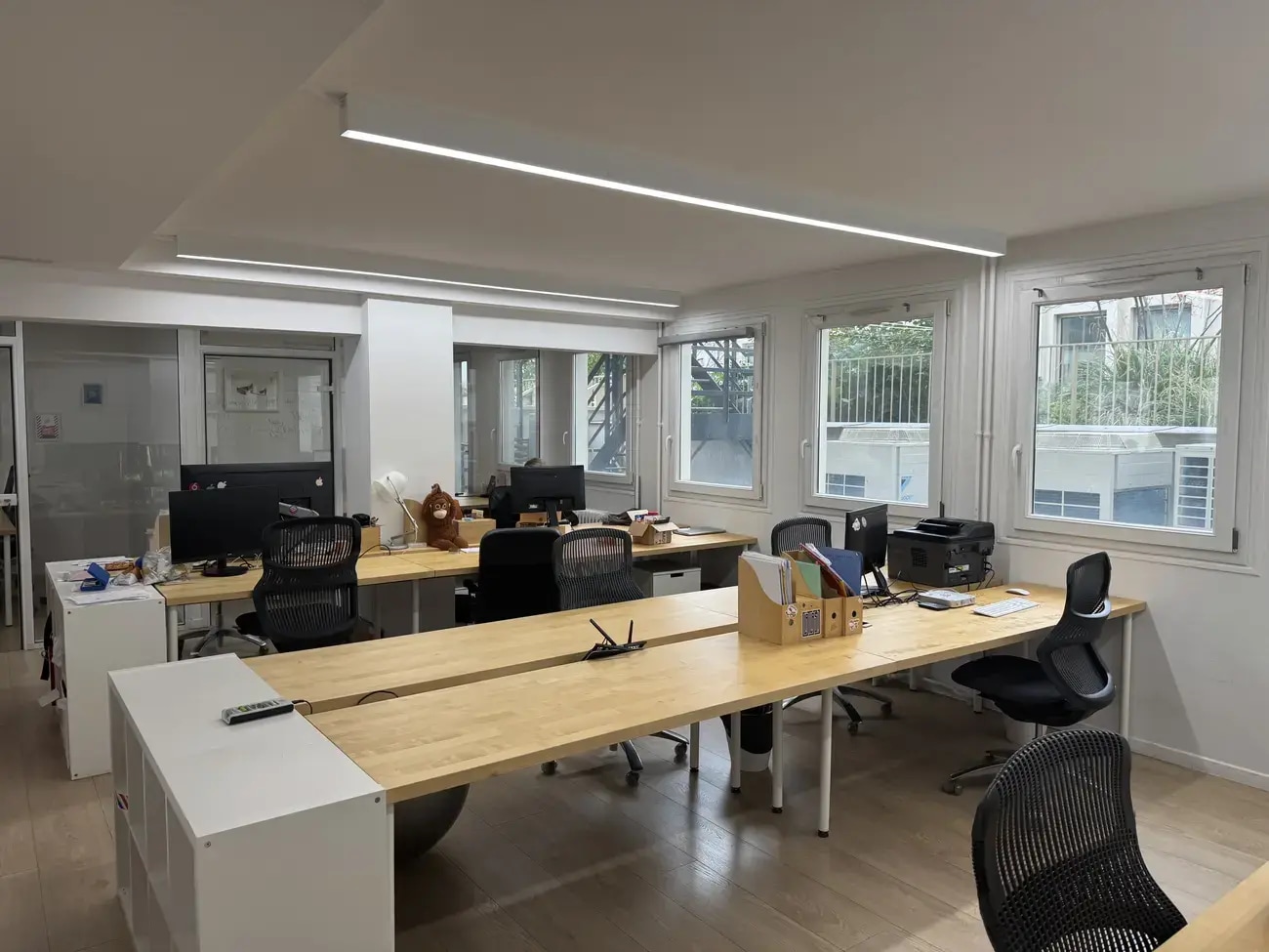 25 Rue De Ponthieu, Paris for lease Interior Photo- Image 1 of 3