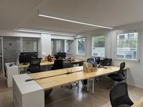 25 Rue De Ponthieu, Paris for lease Interior Photo- Image 1 of 3