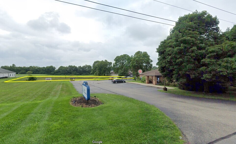 W Second St, Xenia, OH à vendre - Photo du bâtiment - Image 2 de 4