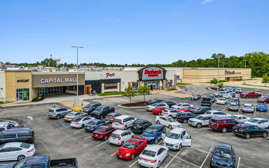 3600 Country Club Dr, Jefferson City, MO for sale - Building Photo - Image 3 of 6