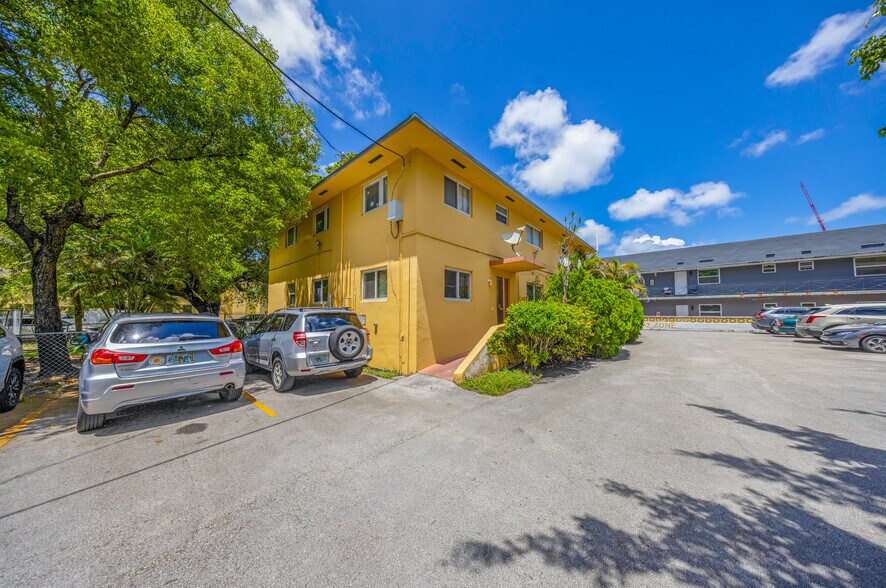 840-858 NW 4th St, Miami, FL à vendre - Photo du bâtiment - Image 3 de 42