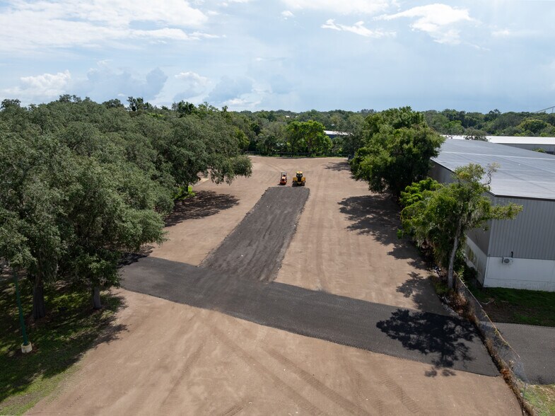 6620 N Orange Blossom Trl, Orlando, FL à louer - Photo du bâtiment - Image 2 de 9