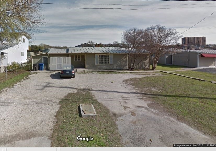 243-249 W Sunset Rd, San Antonio, TX for lease Primary Photo- Image 1 of 7