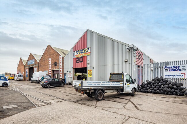 Plus de détails pour Dock Rd, Birkenhead - Industriel à louer