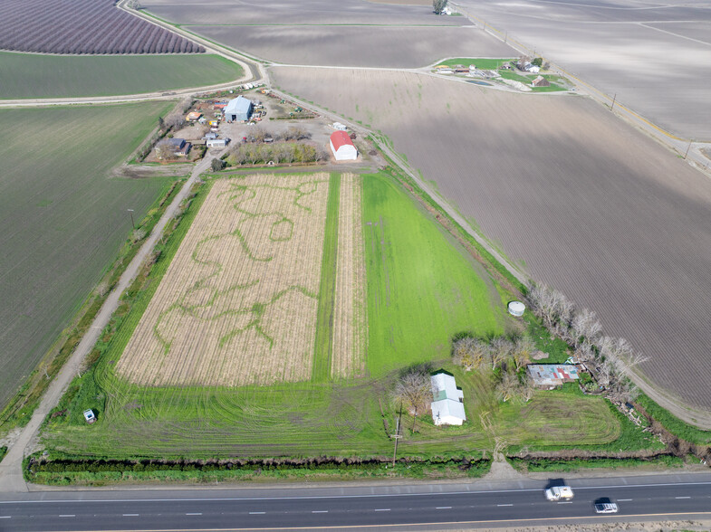 9194 CA-152, Dos Palos, CA for sale - Primary Photo - Image 1 of 32