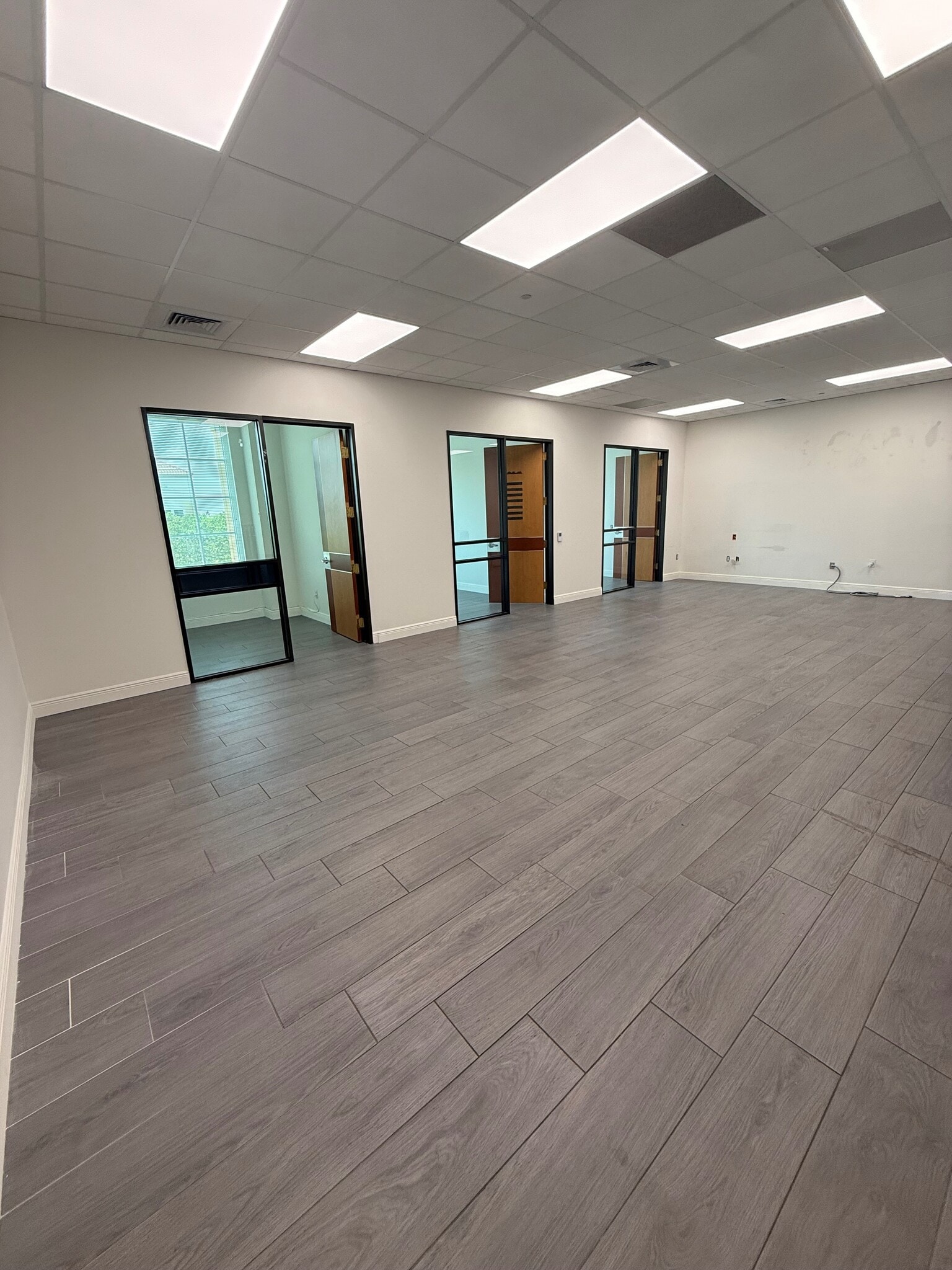 6501 Congress Ave, Boca Raton, FL for lease Interior Photo- Image 1 of 3