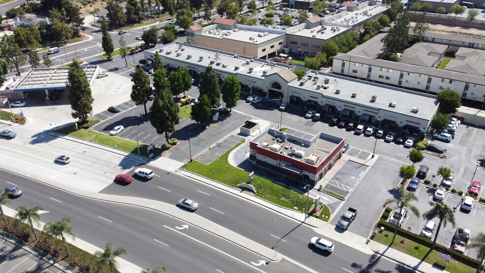 1205-1243 N Grand Ave, Walnut, CA à louer - Photo du bâtiment - Image 2 de 2