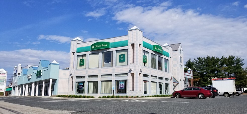 303 Worcester Rd, Framingham, MA à louer - Photo du bâtiment - Image 1 de 21