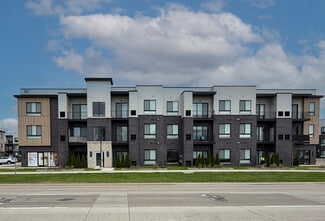 Plus de détails pour 2125 Big Beaver Rd, Troy, MI - Commerce de détail à louer