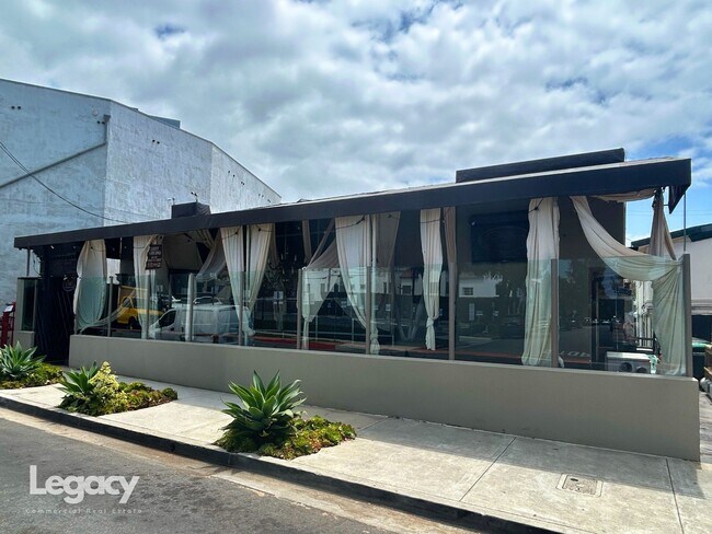 Plus de détails pour 440 Heliotrope Ave, Corona Del Mar, CA - Commerce de détail à louer