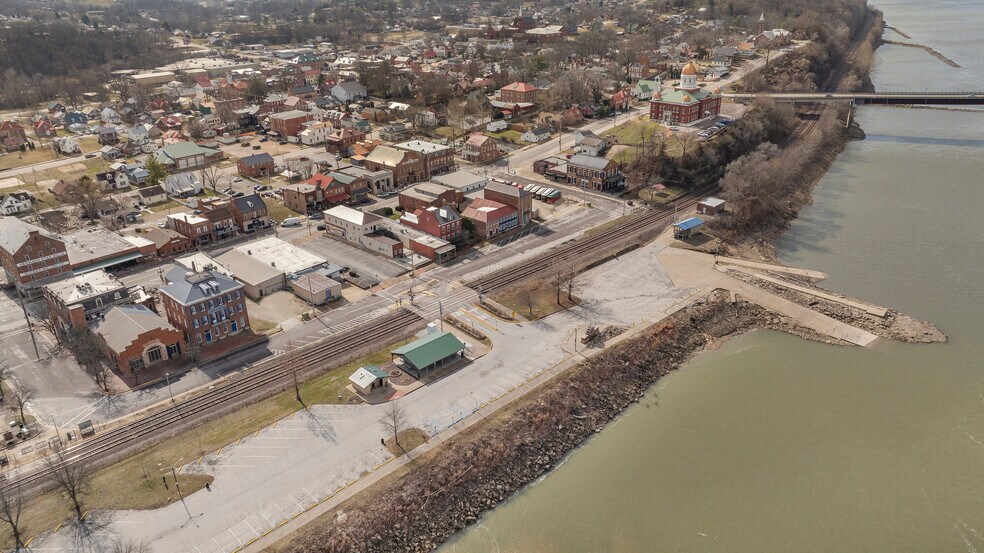 208-210 Wharf St, Hermann, MO à vendre - Photo du bâtiment - Image 3 de 87