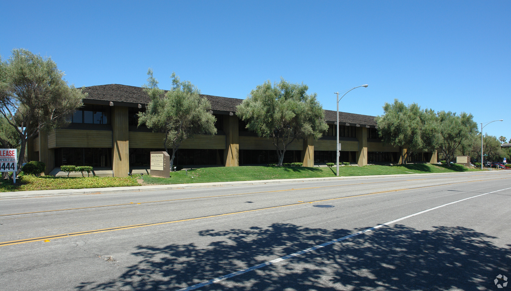 1307-1309 S Mary Ave, Sunnyvale, CA à louer Photo du bâtiment- Image 1 de 8