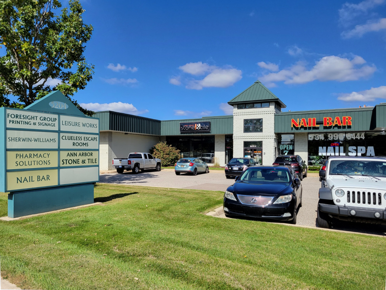 5204 Jackson Rd, Ann Arbor, MI for lease - Building Photo - Image 1 of 1