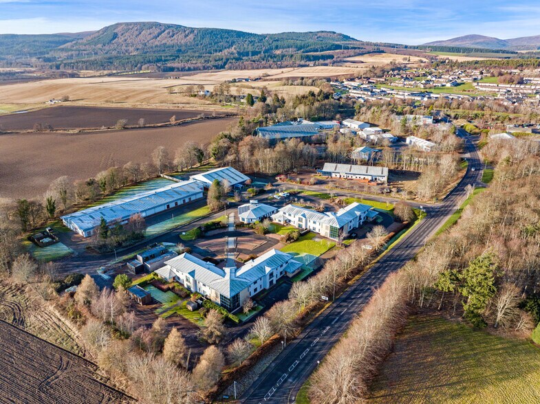 4 Dailnanrocas, Alness à louer - Photo du bâtiment - Image 3 de 4