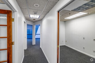 780-782 NW 42nd Ave, Miami, FL for lease Interior Photo- Image 1 of 1