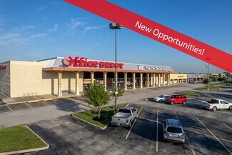 Plus de détails pour 2004-2032 N Main St, Pearland, TX - Commerce de détail à louer