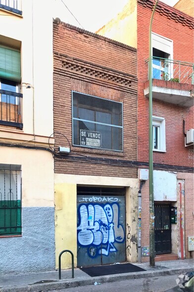 Calle De Teresa Maroto, 6, Madrid, Madrid for sale - Primary Photo - Image 1 of 2