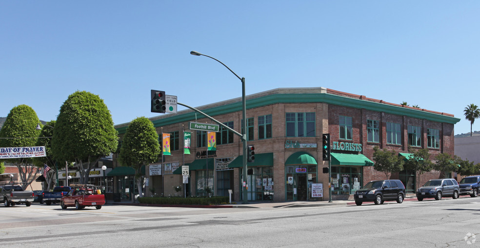 100-108 N Glendora Ave, Glendora, CA for sale - Primary Photo - Image 1 of 1