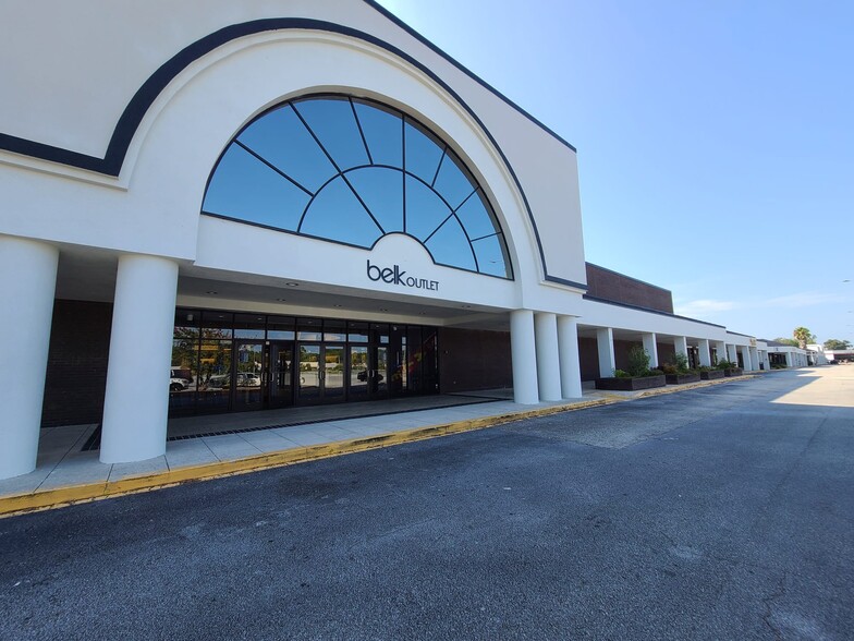 101-143 City Smitty Dr, Saint Marys, GA for lease - Building Photo - Image 1 of 13